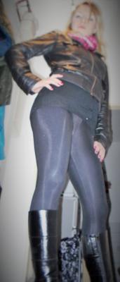 pantyhose babe back home from night out .