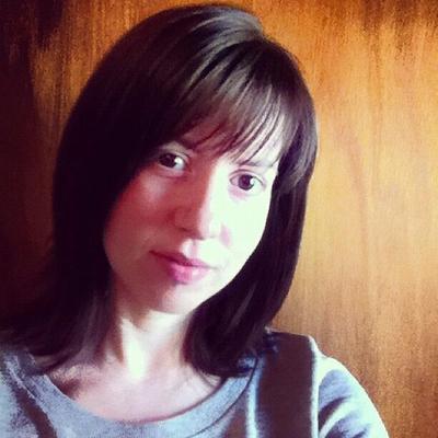 Keely M. Consultor de serviços estudantis do ensino médio