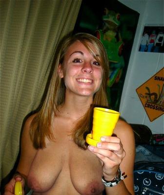 Fakes - seins gratuits