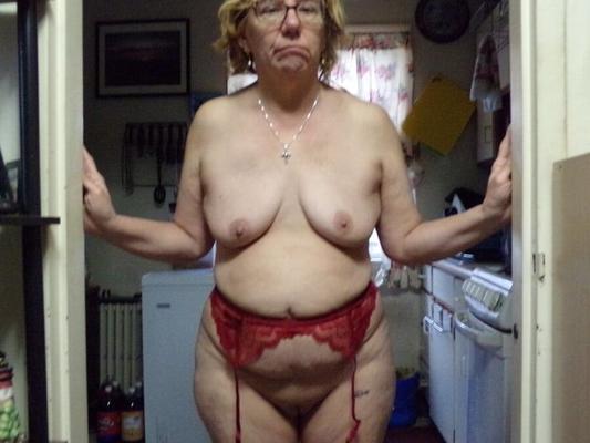 MILFS et GILFS, mères et épouses que je veux baiser