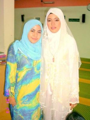 Hijab Asiatique Filles Indo