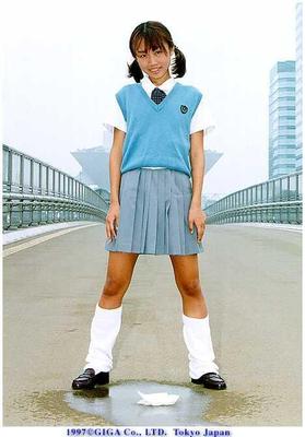 Japanese pee (GIGA)
