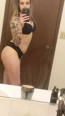 Unedited pics of the selfie slut