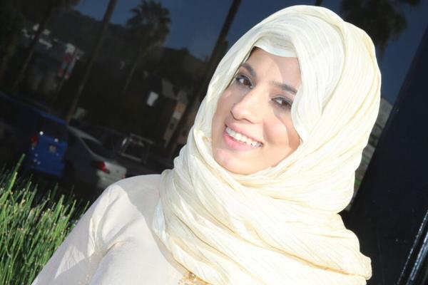 Nadia Ali se fait pilonner