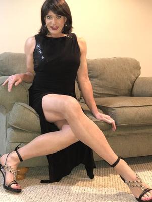 Carrie B (Tgirl amateur)