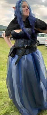 Nadine cosplayer alemana con enormes tetas