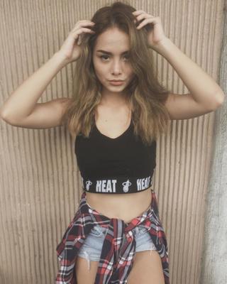 Who would you fuck? How you would you fuck her? (for ments)