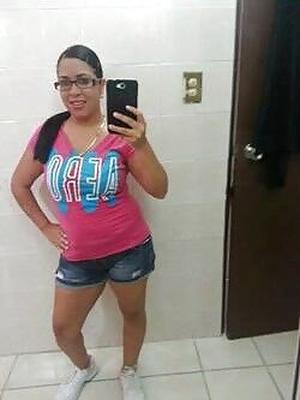 Latina Teen Exposant Ses Seins
