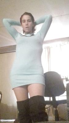 joven madura latina