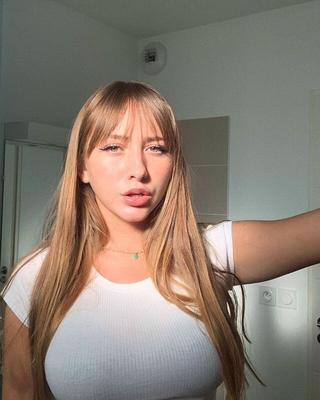 French Mademoiselle 11