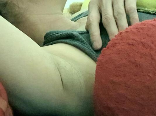 Mom underarm