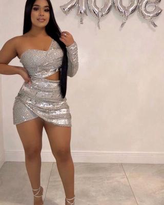 Sofia, la bimbo adolescente
