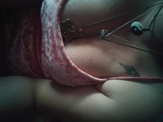 Lascivas y desnudos