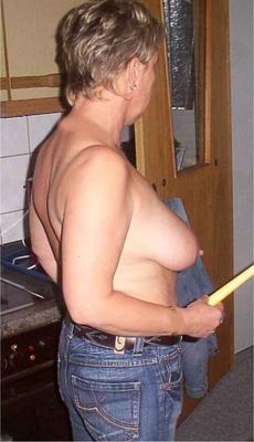 German granny with big tits expose herself in sexy underwear