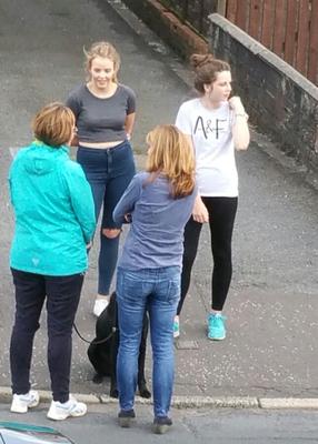 des culs dans la rue