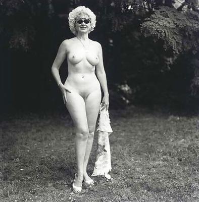 From the previous century: vintage nudes