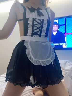 中国のメイドが犯される