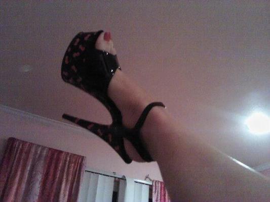 Talons MILF