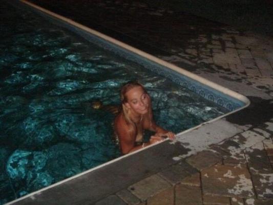 Unsorted night pool
