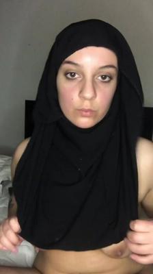 Moroccan Canadian Arab Muslim Escort Yasmina - Amateur shots