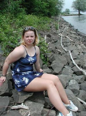 Katrin german teen in pantyhose (Ufer)