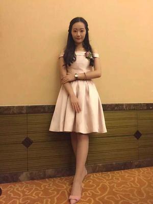 la salope que tout le monde peut baiser-Zhang chen chen