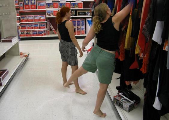 Real Life Barefooter Twins
