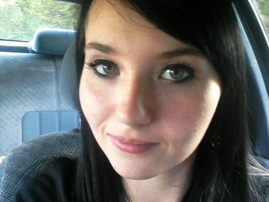 Submissive slut Liz :) share me please :)