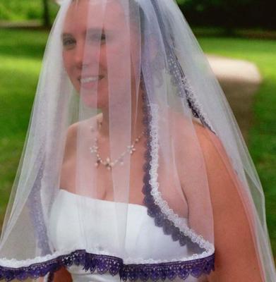 Anne Marie / Annie (Minnesota) – Rothaarige Hochzeitsbraut