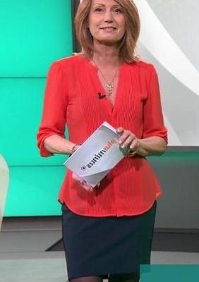 La MILF televisiva Karin Lambert Butenschoen