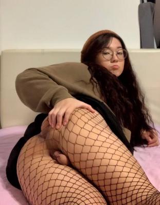 Broad-Art (Amateur Tgirl)