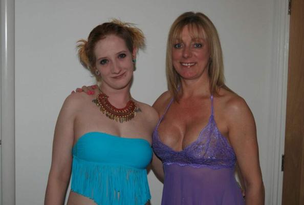 Chicas bukkake del reino unido (jade y alice)