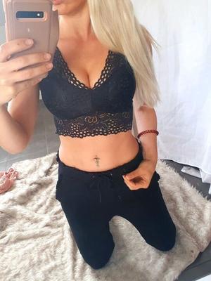 Anja Deutsche geile Krankenschwester ホットなドイツの女の子