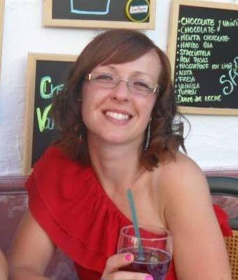 UK Girls With Glasses Who Smoke