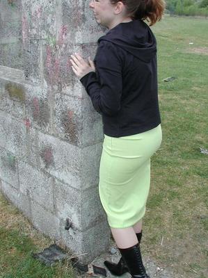 Angela german teen in pantyhose (Mauer)