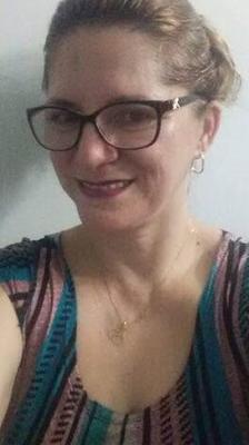 Maria secretaria aposentada (loira gostosa para gozar no rosto)