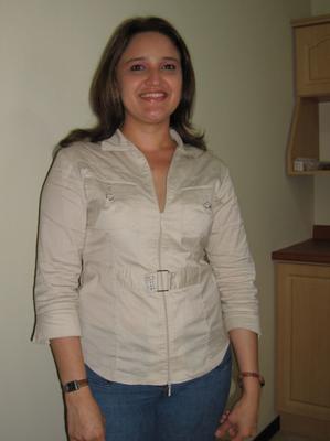 TORRIDA - MILF Latina - cul écarté pour chien