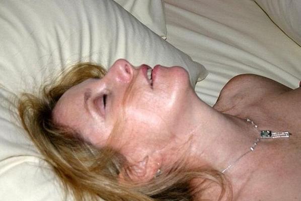 MILFS SUR LE WEB
