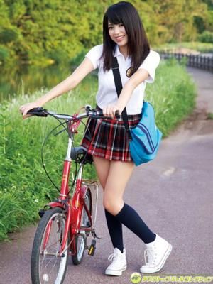 Sexy School tease Koma Chiyo