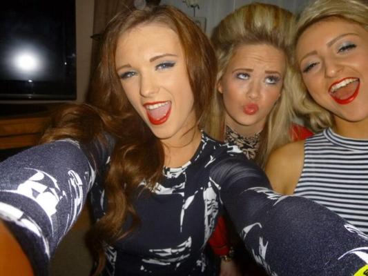 Teen slut Jordan and her chavvy slag friends for ments