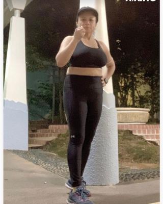 Plantureuse salope MILF indonésienne