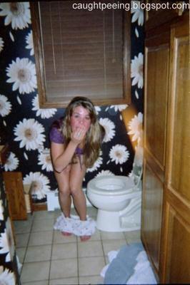 Pris en train de pisser XIX