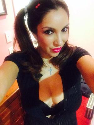 MILF mexicaine pour les ments, les contrefaçons et les hommages - S'IL VOUS PLAÎT CUM