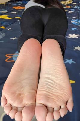MIS NOVIAS PIES ASIÁTICOS SEXY