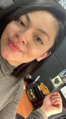 Vanessa Jane, mignonne asiatique-latina