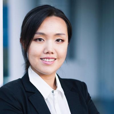 F - Chaudes salopes d'affaires allemandes de XING