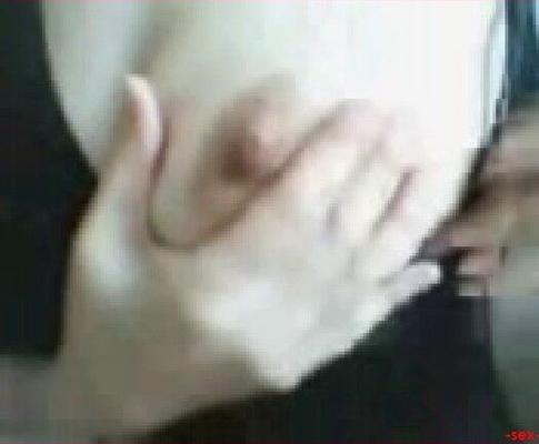 大きなおっぱいのアジア人