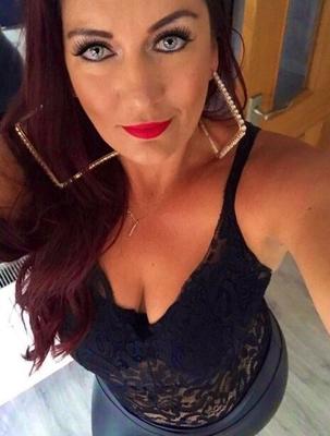 Kate Sexy UK MILF Puta con cara para Cumm