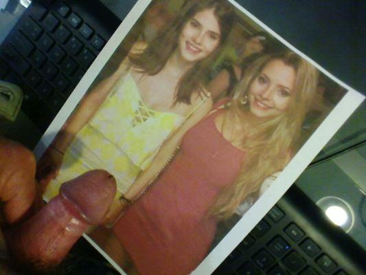 naughtyjulia et son amie.