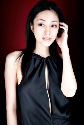 青山知子